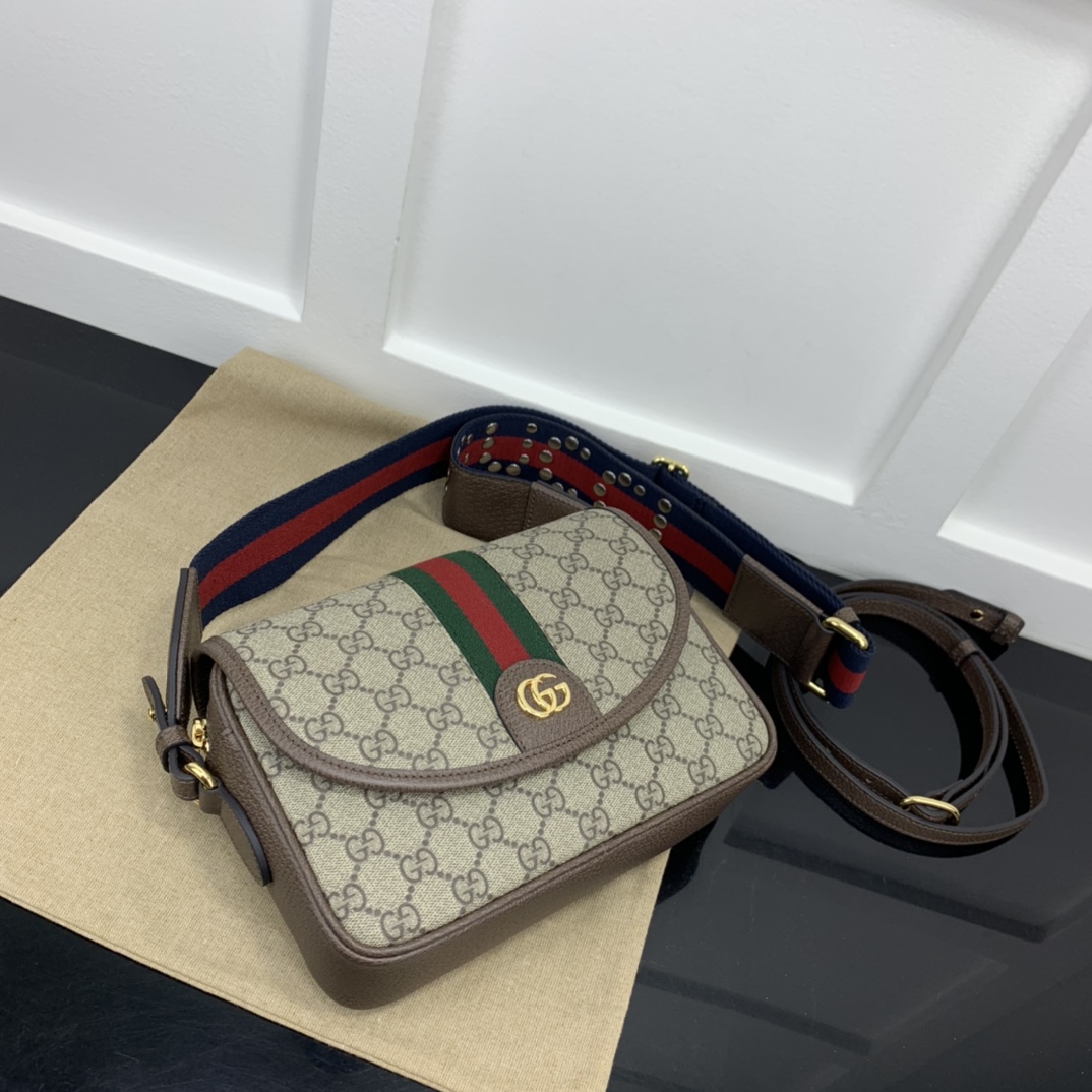 Gucci Satchel Bags